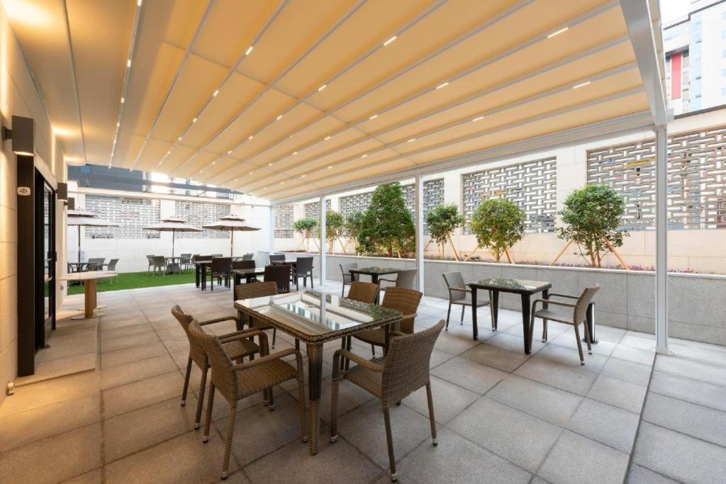 Hound Hotel Yeonsan Busan Exterior photo